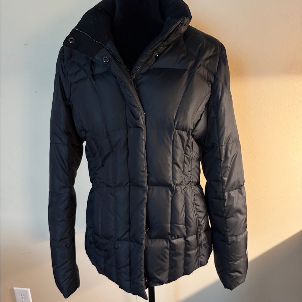 Eddie Bauer Black Puffer Jacket with Quilted Design